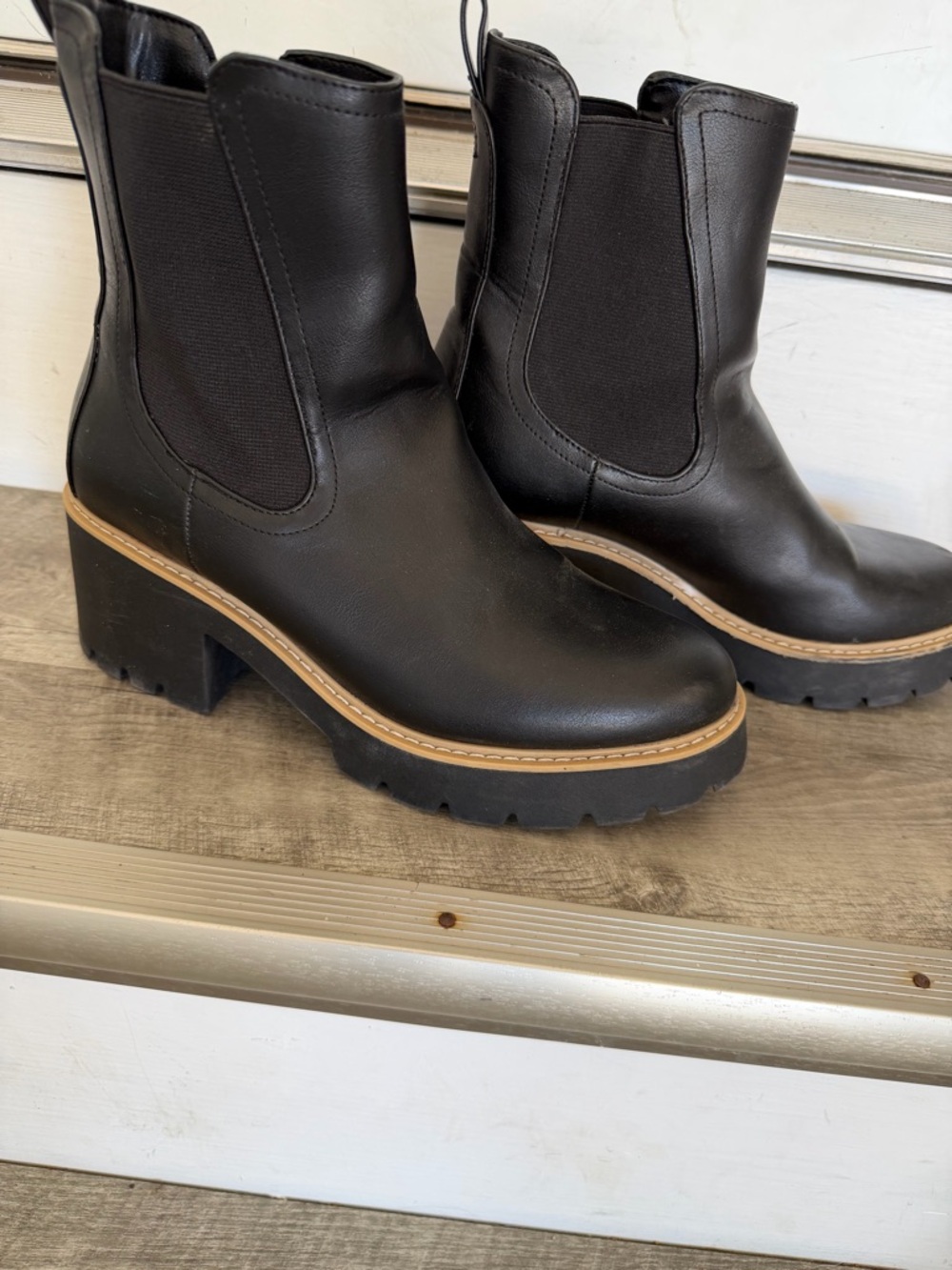 Dolce Vita Black Leather Platform Chelsea Booties with Tan Trim - Picture 2 of 6